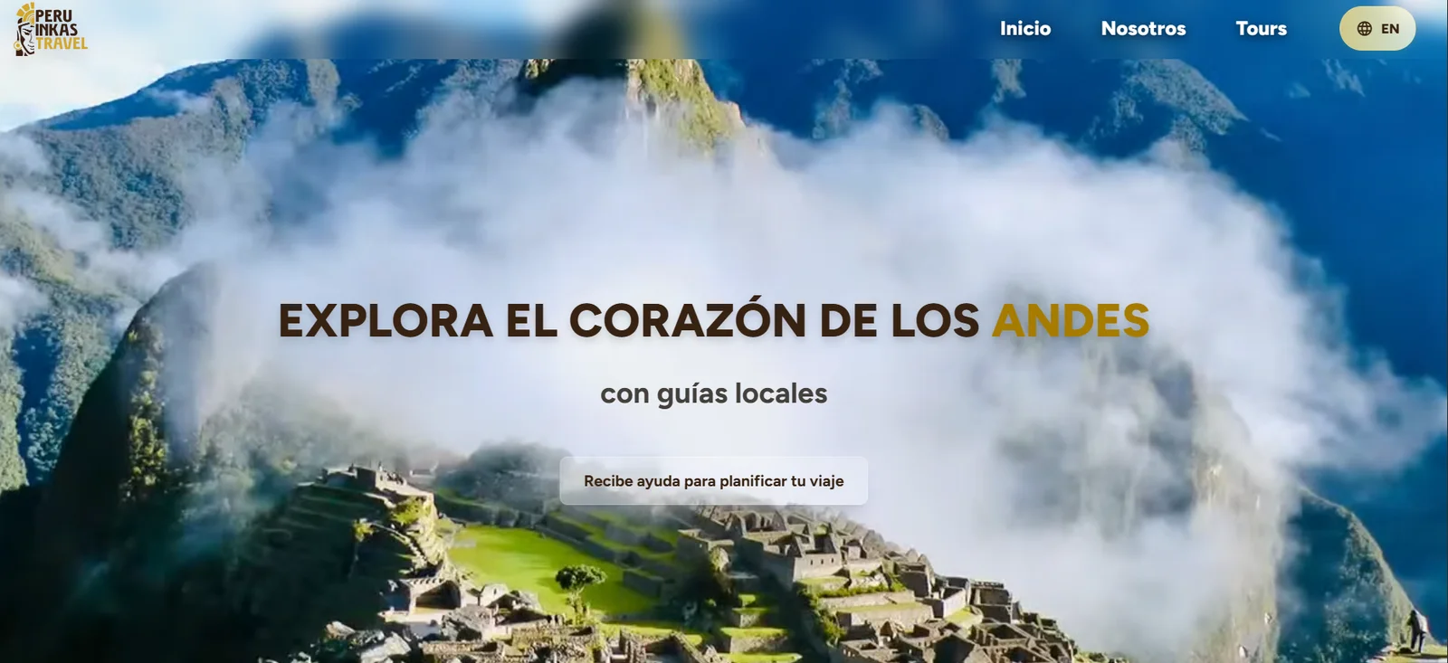 Portada real de Peru Inkas Travel con Machu Picchu entre las nubes.